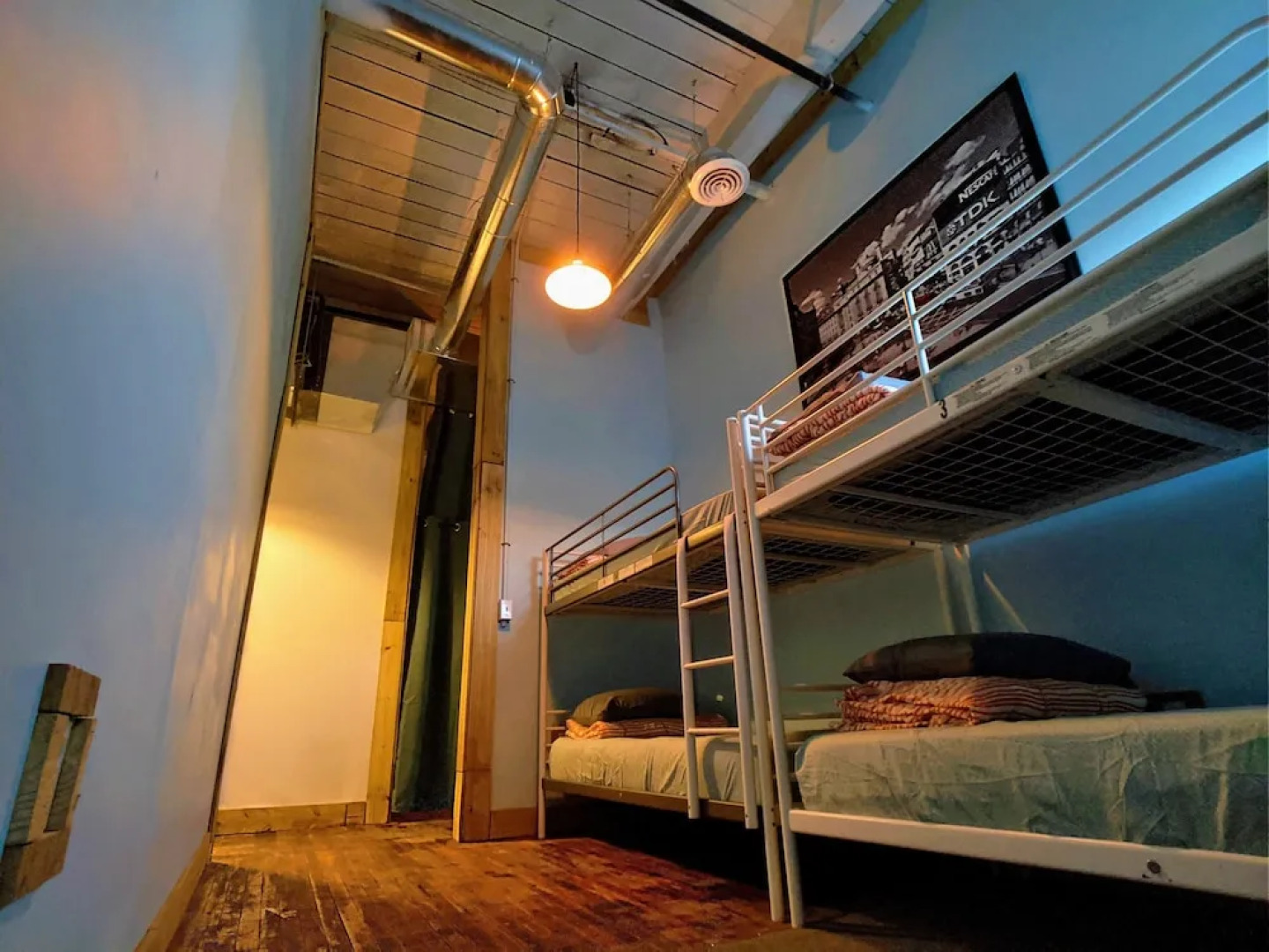 City House Hostel Poconos