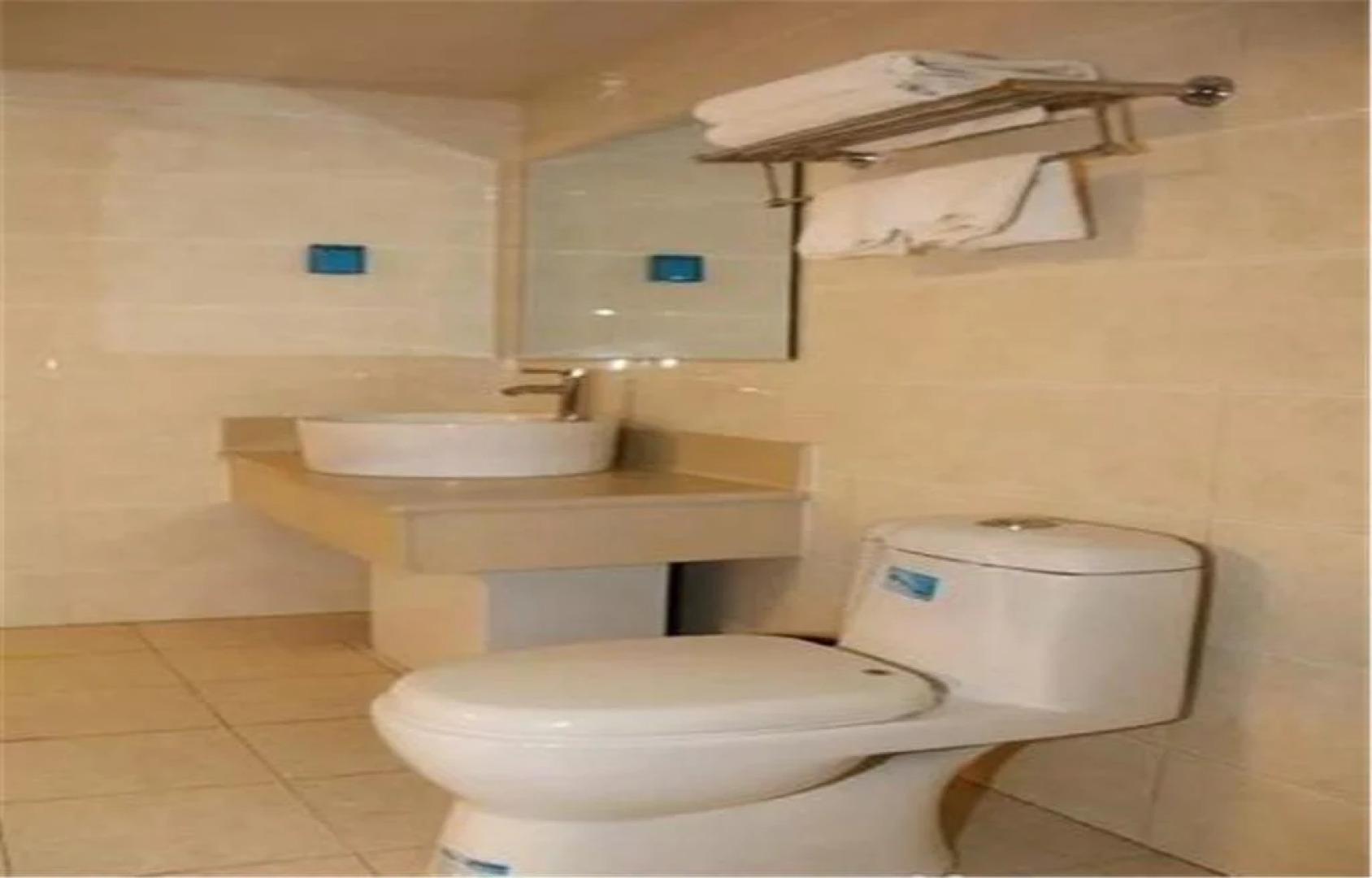 Chengde Changhe Business Guest House