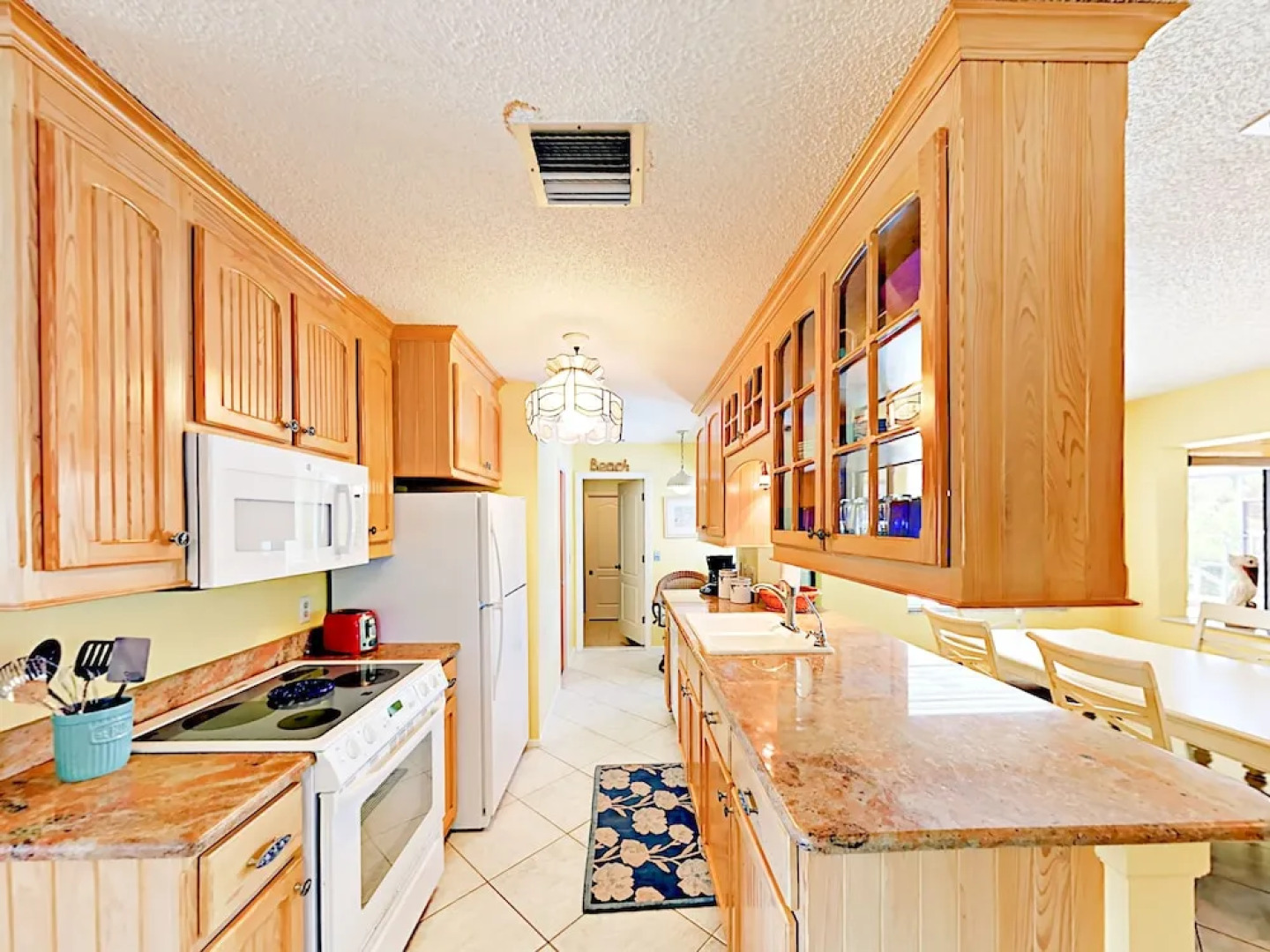 803 Suncrest Drive Home 3 Bedrooms 2 Bathrooms Home