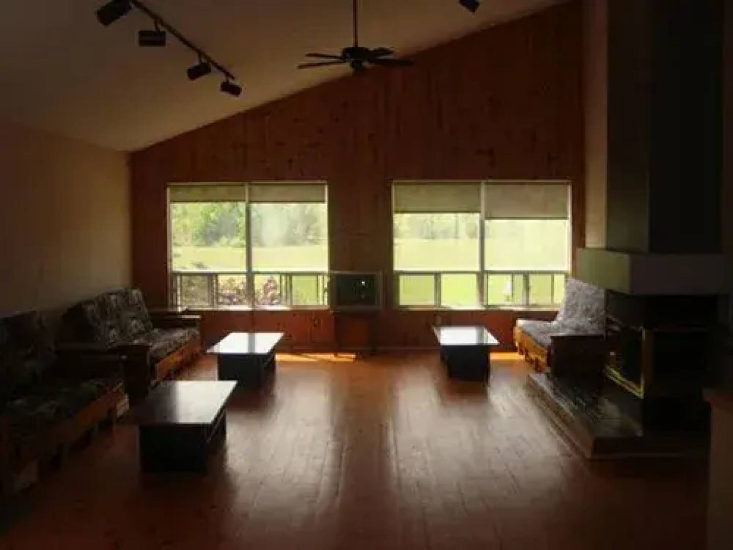 7 Bedroom Blue Mountain Chalet with Sauna & Hot Tub #35R