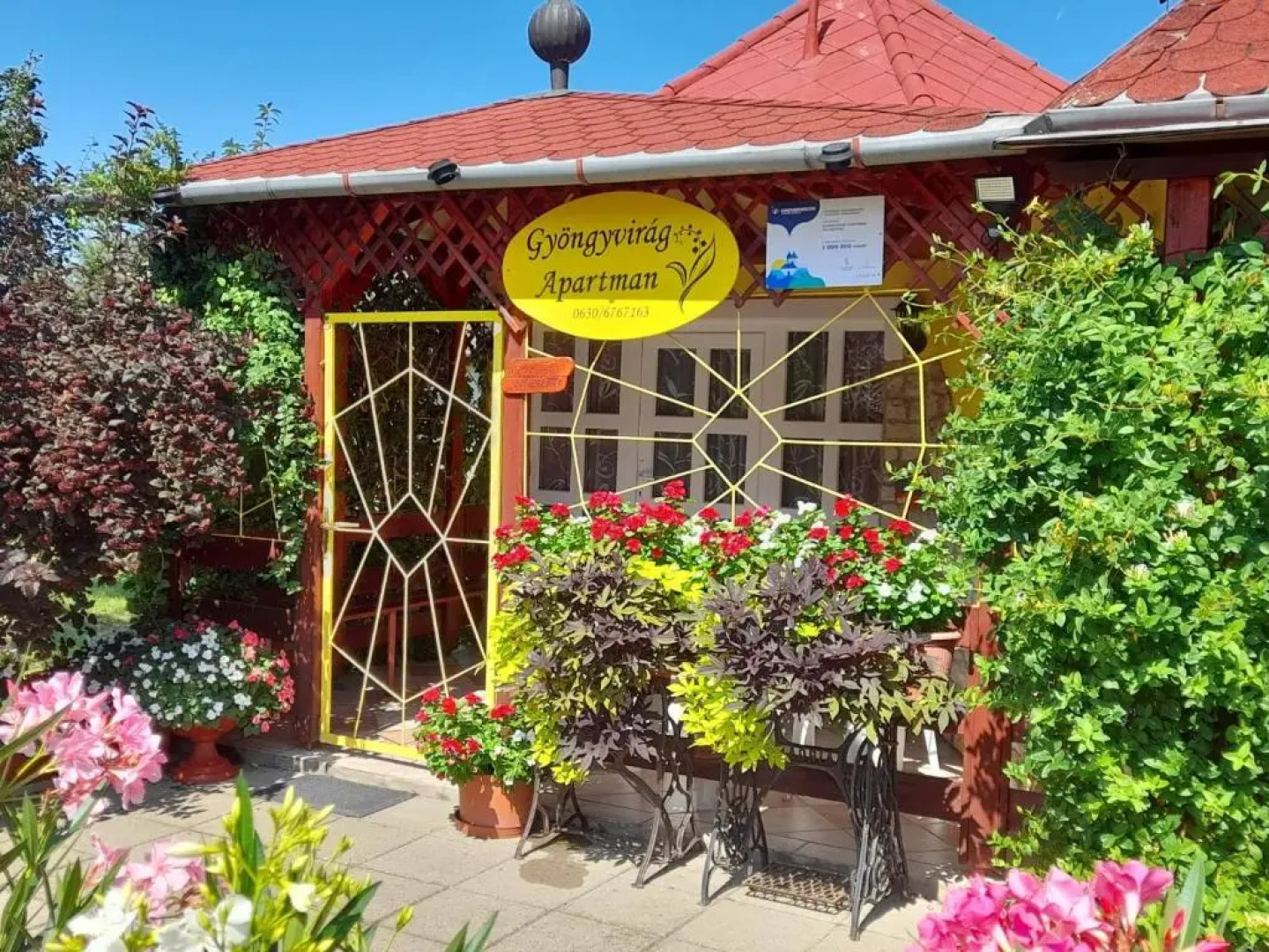 Gyöngyvirág Apartment