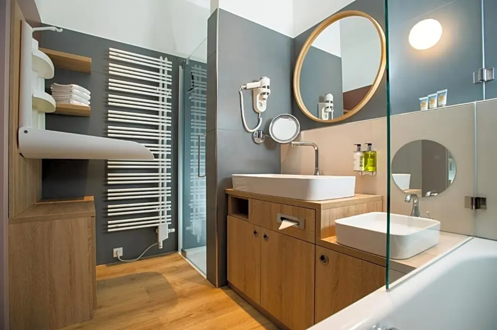 Hotel Sonnenpark & Therme (included)