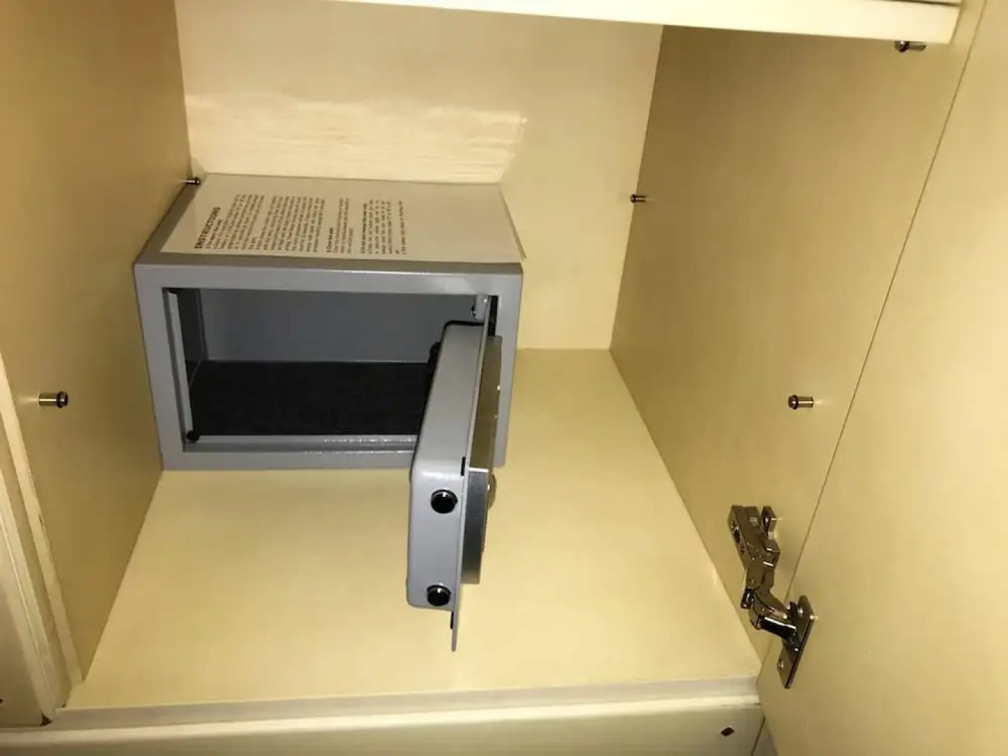 Villa With 4 Bedrooms in Ladispoli, With Private Pool, Enclosed Garden and Wifi Near the Beach