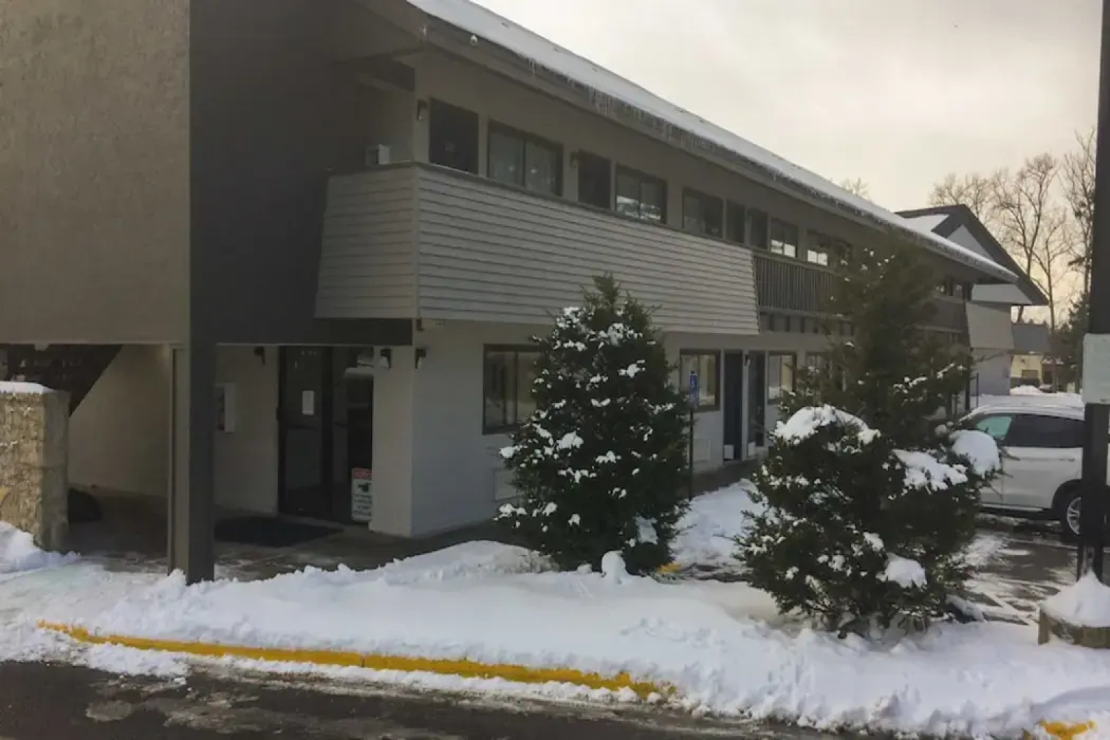 Motel 6 Burnsville, MN