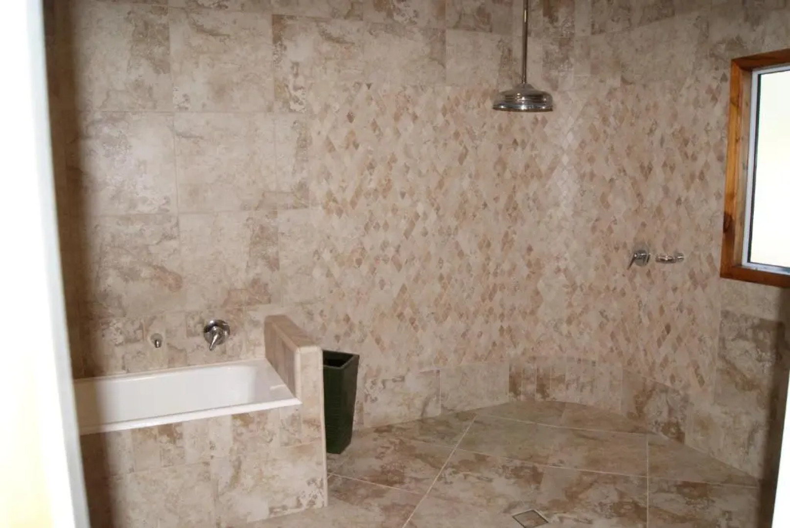 Gully Retreat Karapiro