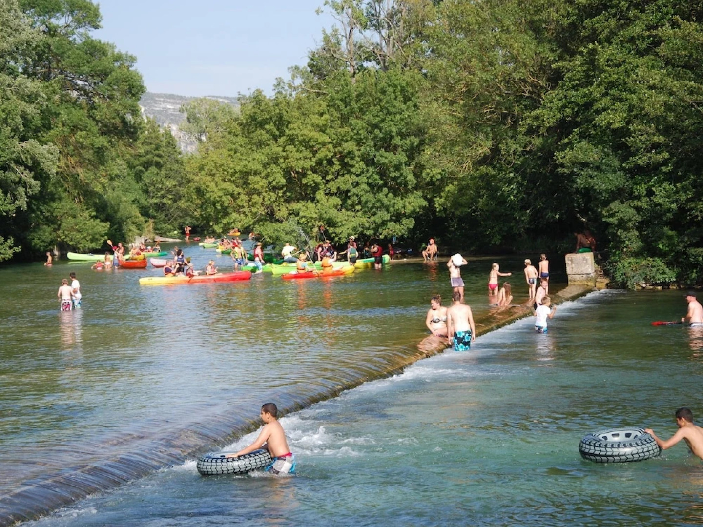 Inviting Villa in Saumane-de-vaucluse With Swimming Pool