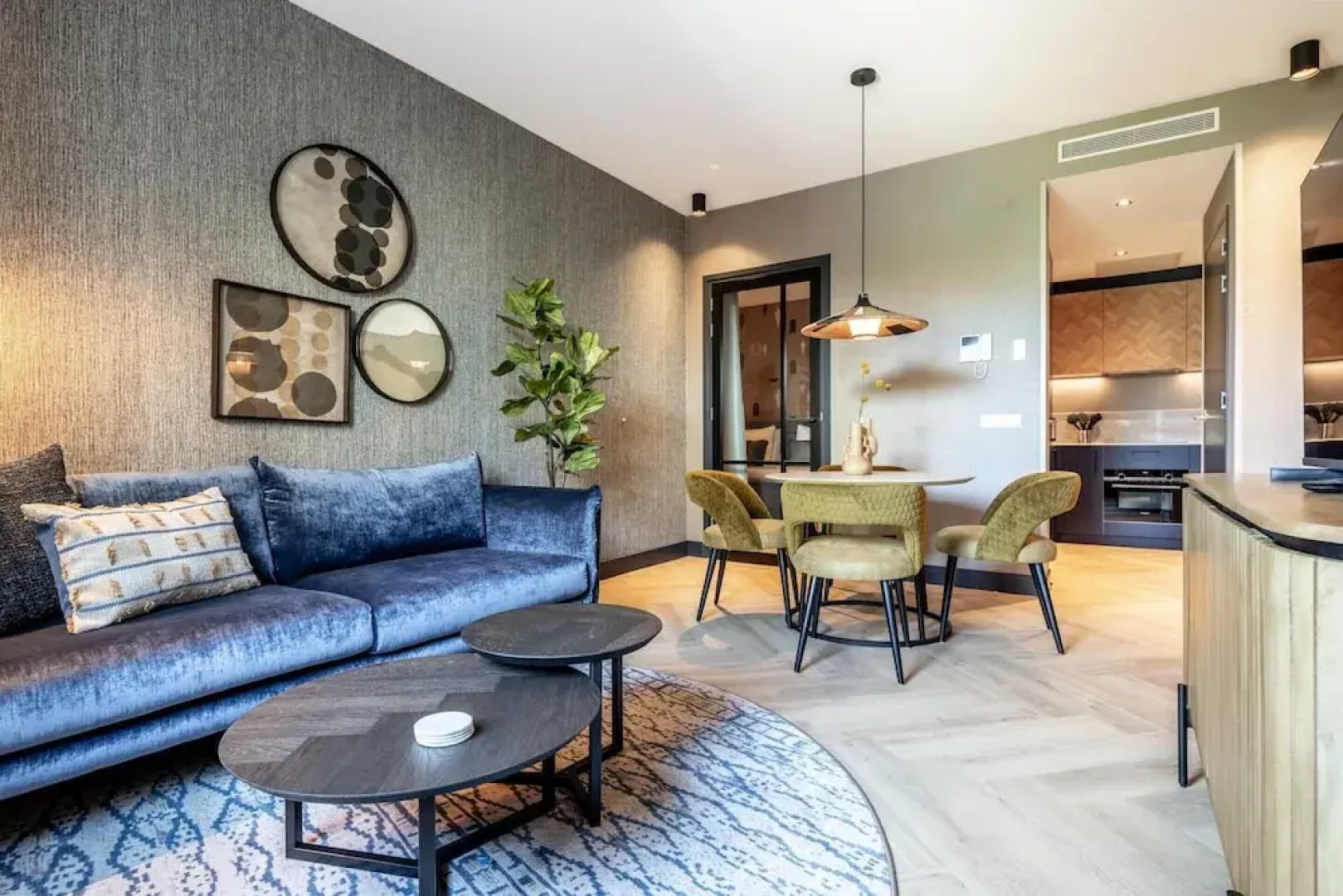 Stylish 2-bedroom Apartment in Delft