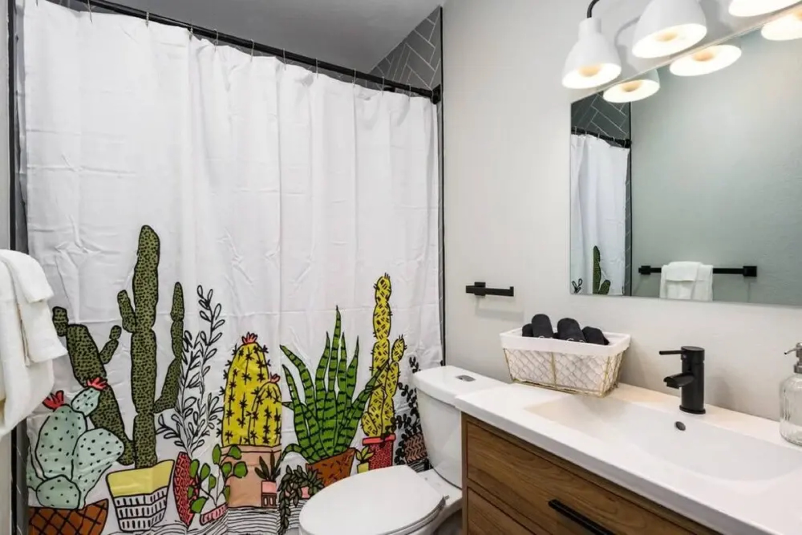 Arvada Haven Bright Apt A With Prime Location