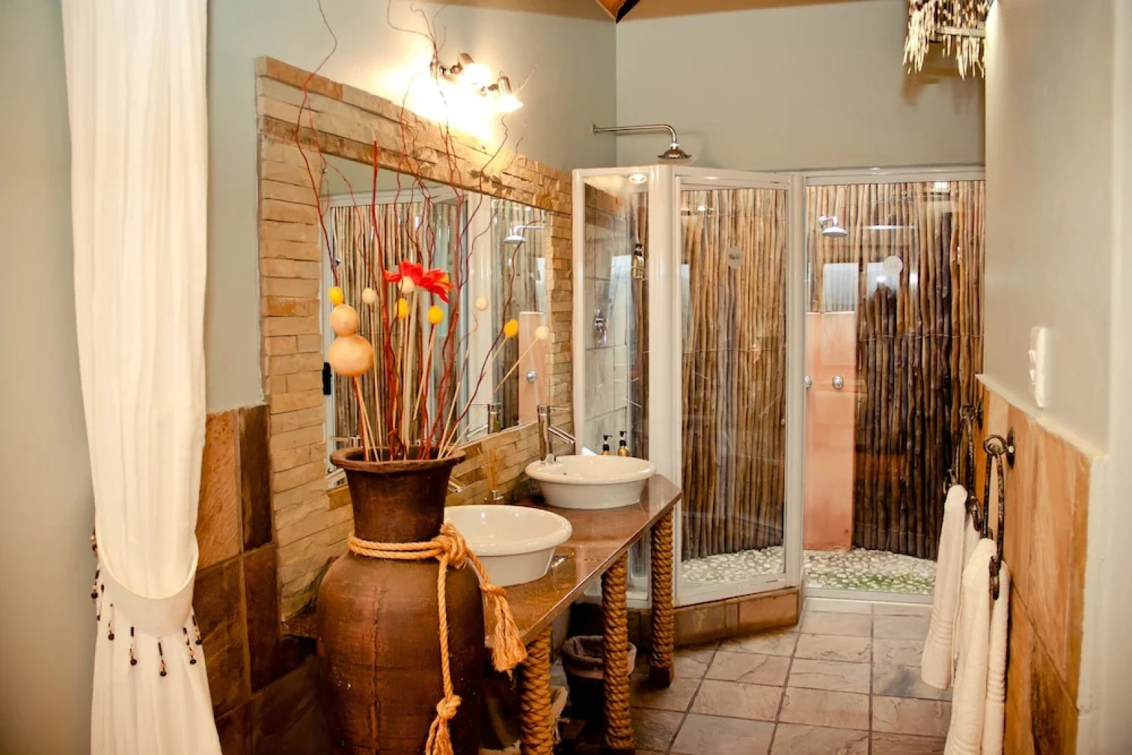 Addo Dung Beetle Guest Farm