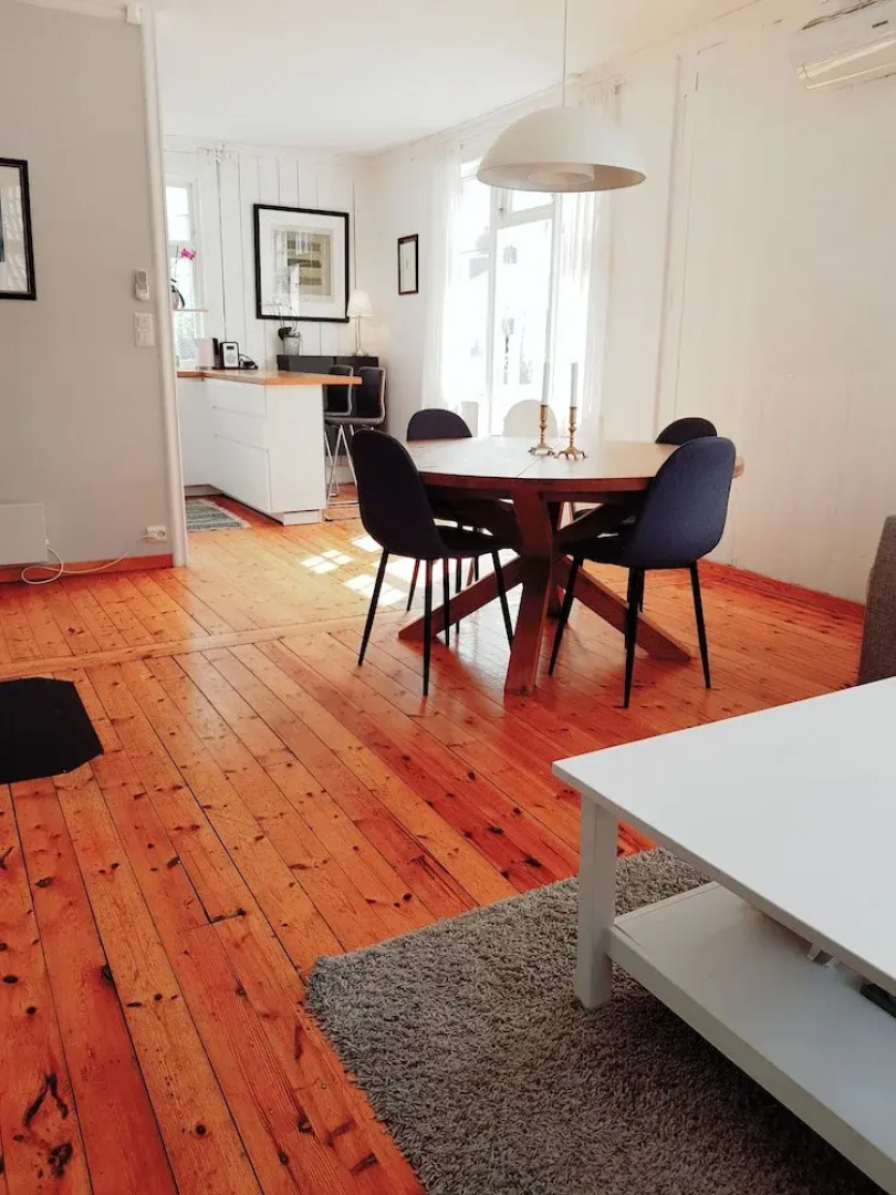 StayPlus Large Holiday Home for Families