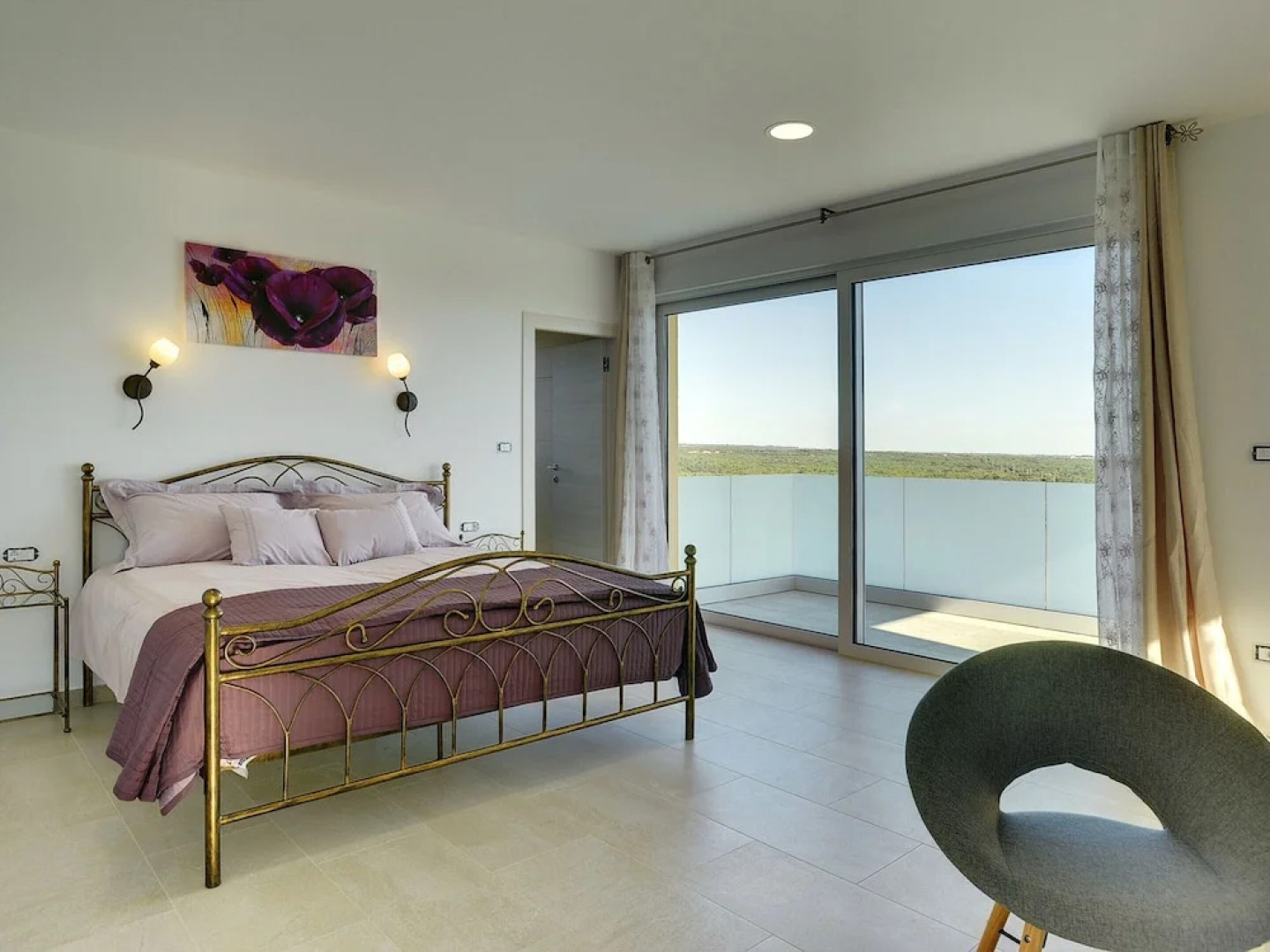 Villa in Peroj With Pool Near Barbariga Beach