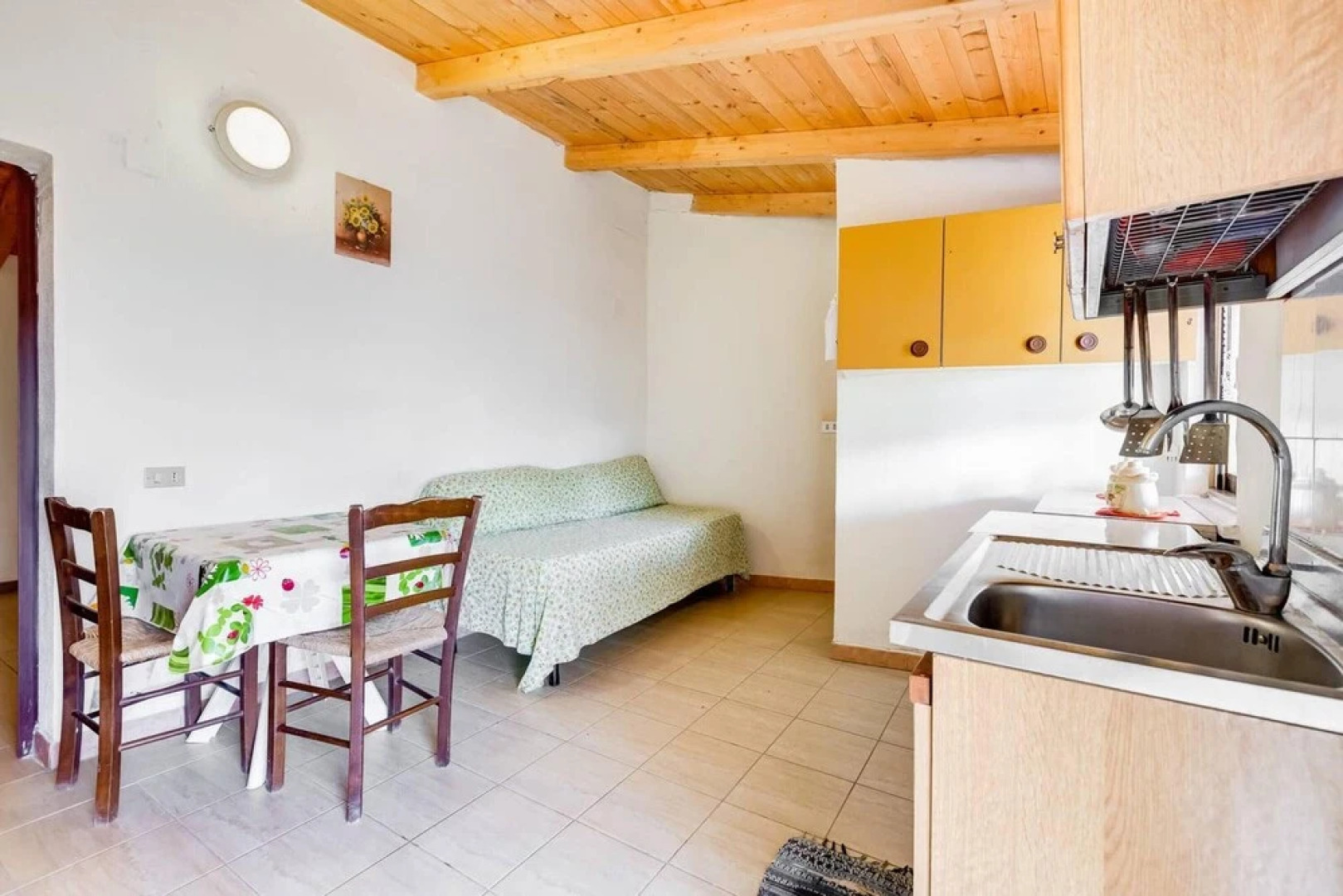 Apartment With one Bedroom in Pisciotta, With Furnished Terrace - 200 m From the Beach