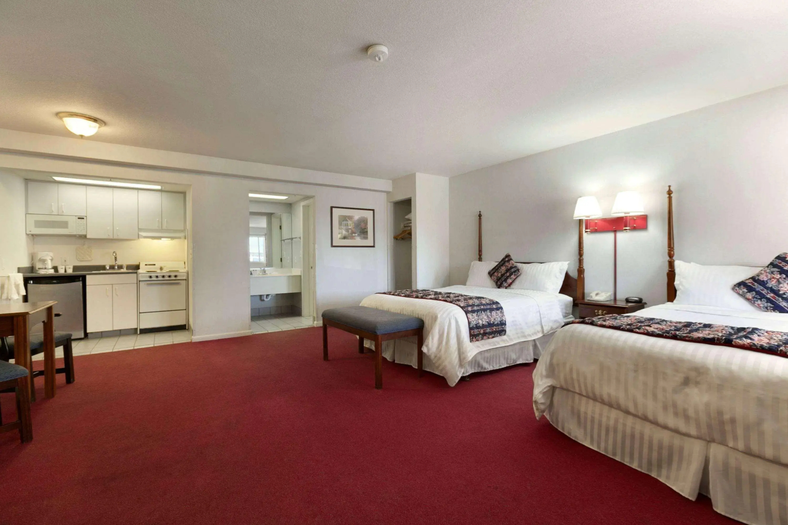 Travelodge by Wyndham Redding CA