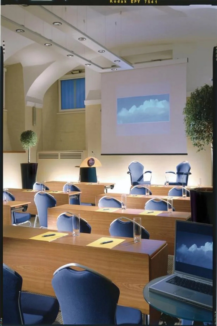 Room Mate Collection Mia, Rome Colosseum