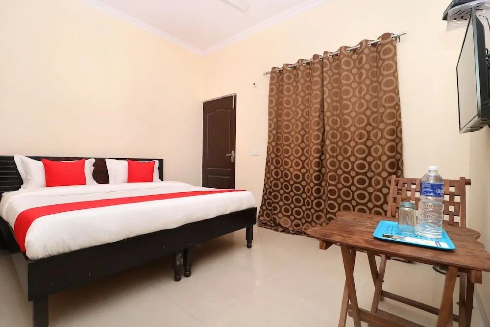 OYO 22821 Hotel Sunroof