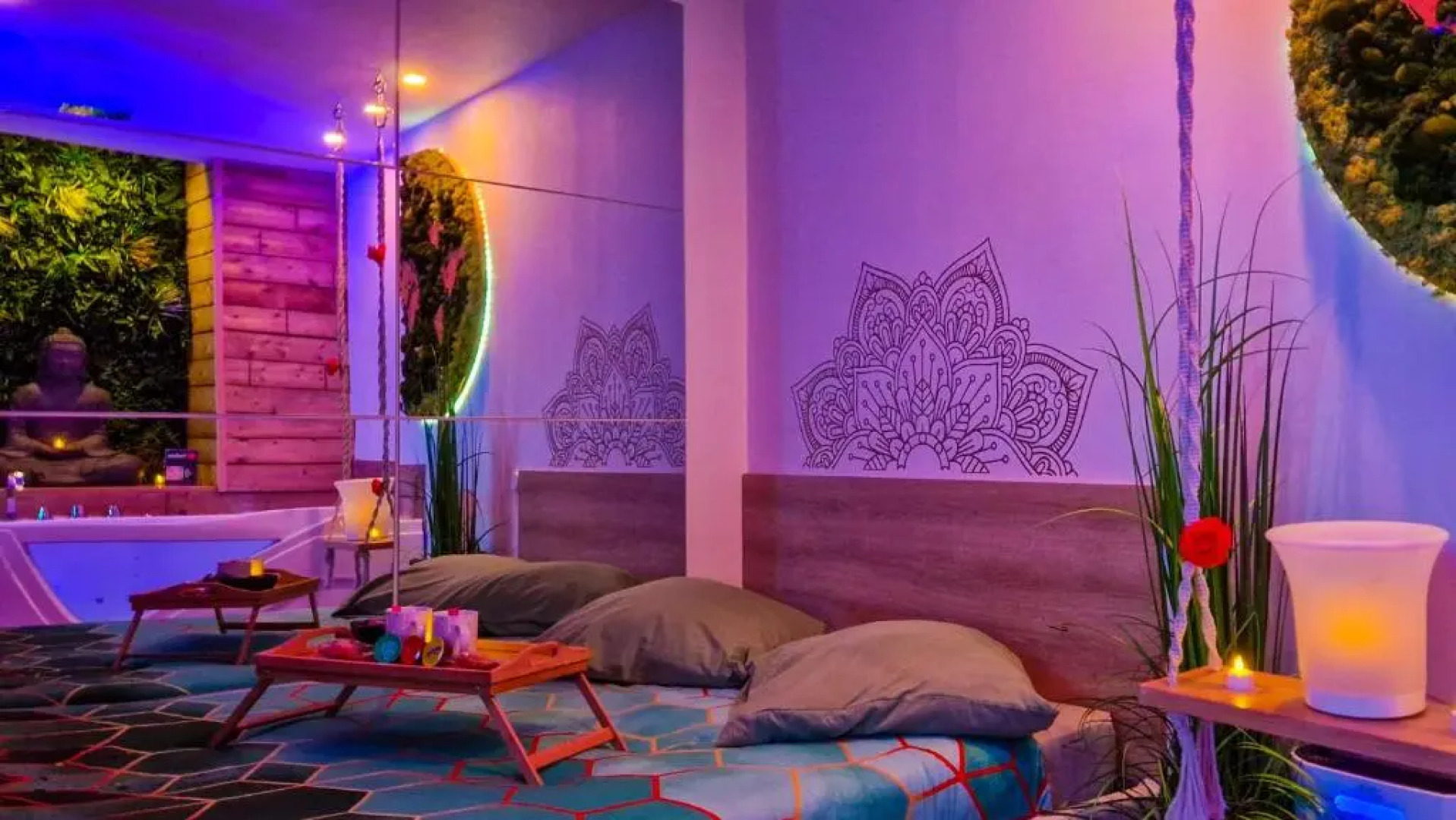 Eden SPA Et Cinema (Adults Only)