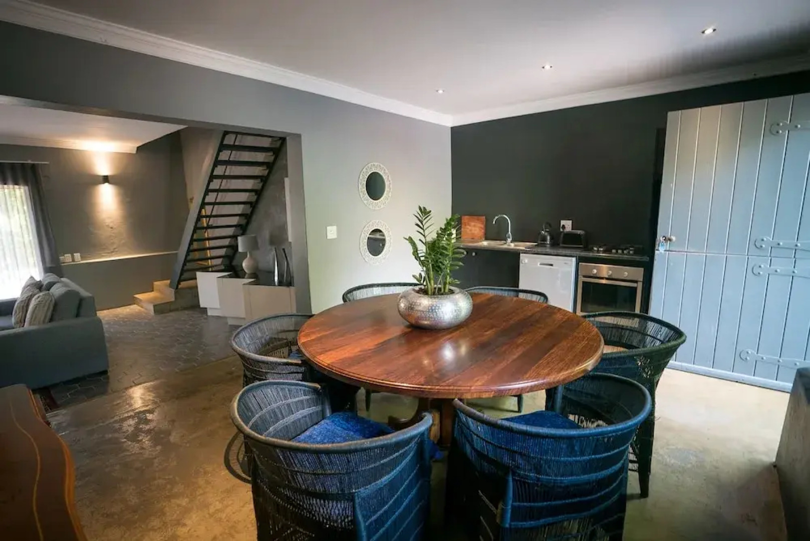 Ruby Rose Country House