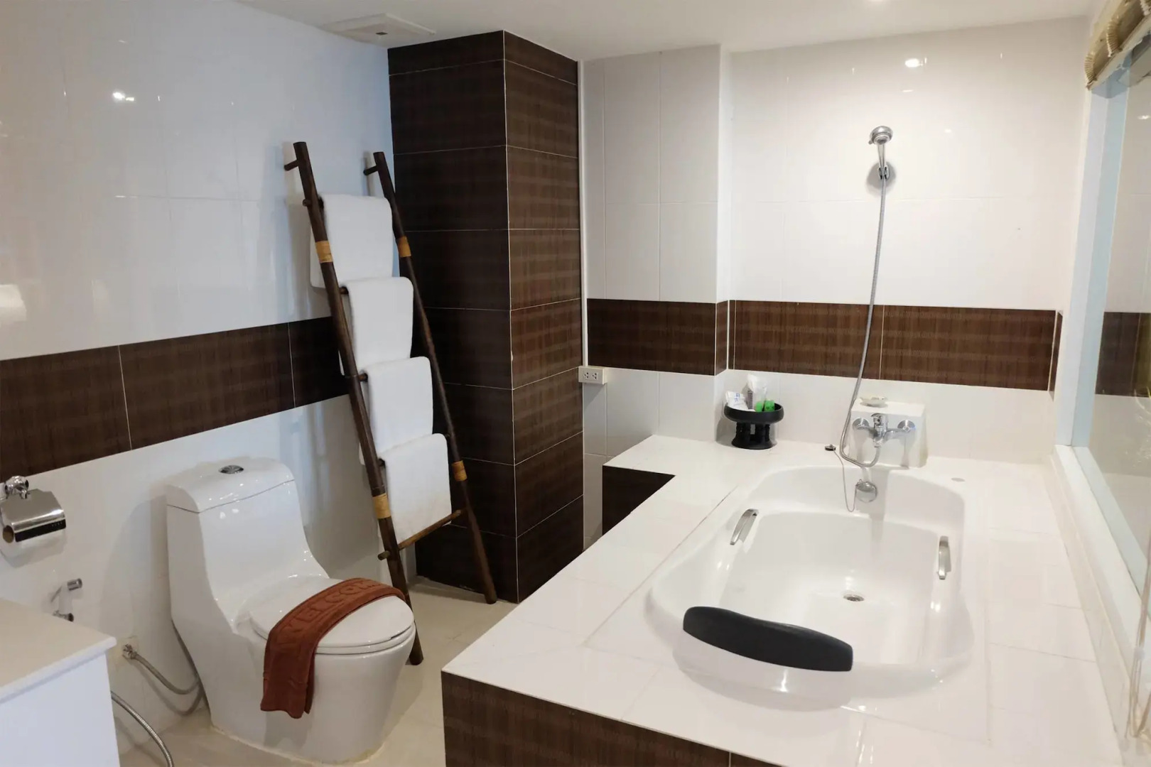 Grand Hill Resort and Spa