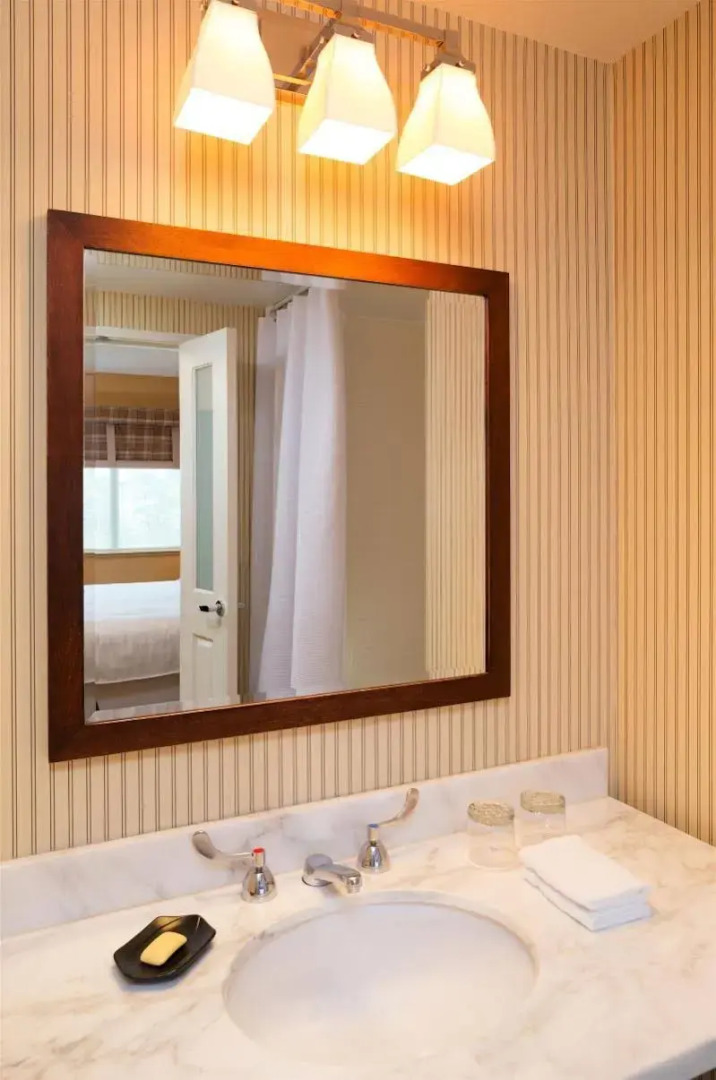 Sheraton Hotel Minneapolis Midtown