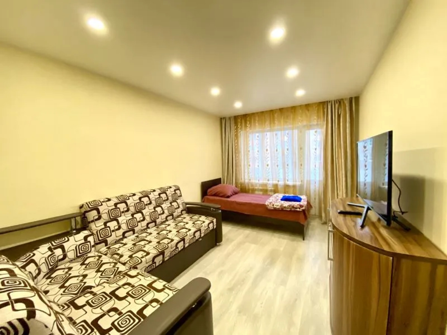  Квартиркинъ на бульваре Пищевиков 21