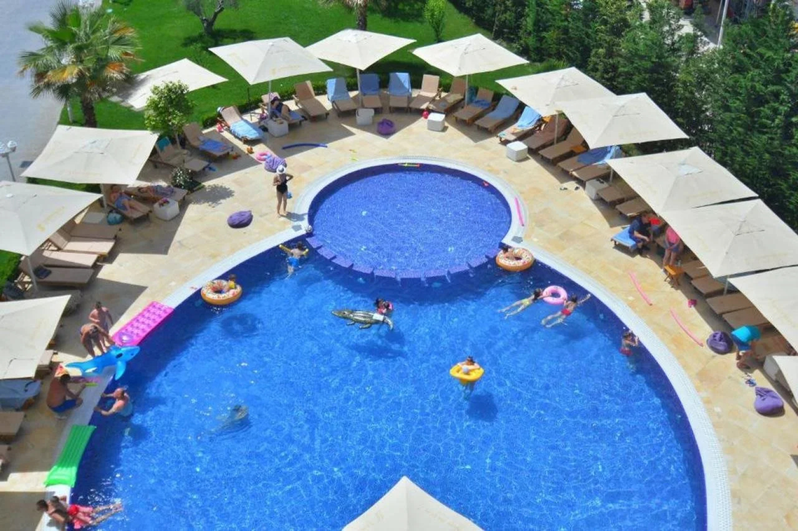 Sandy Beach Resort