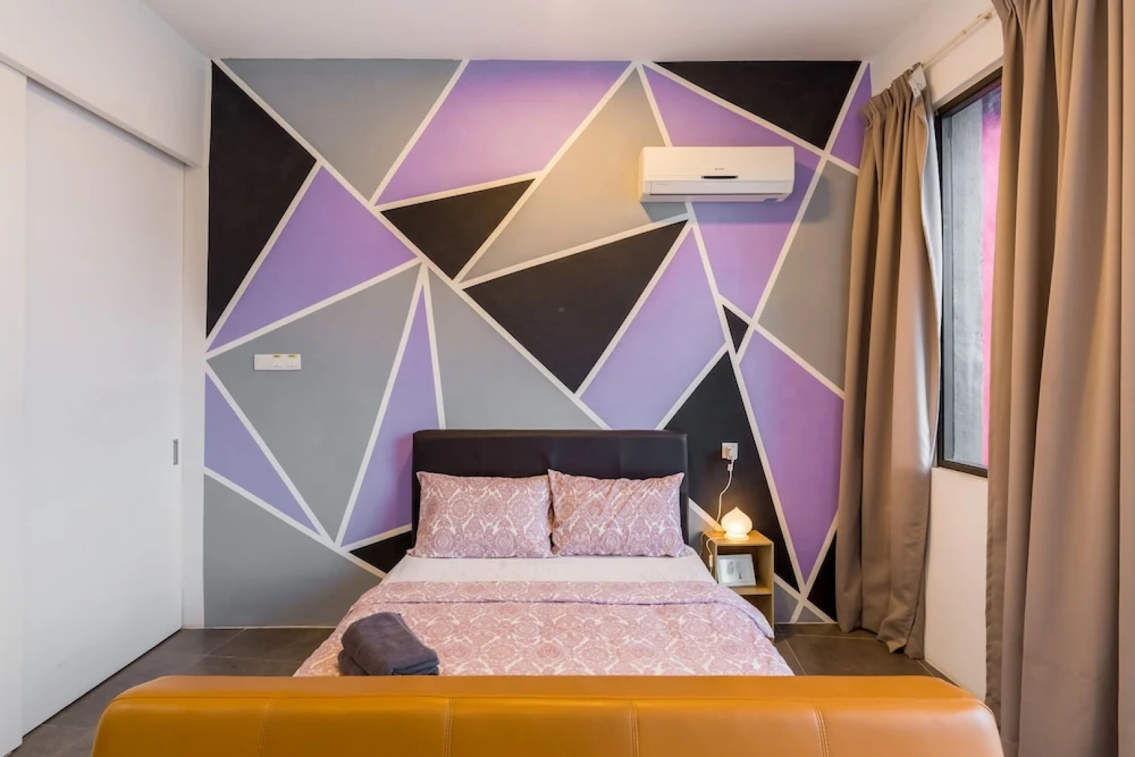 Luzzeri Suite Empire Damansara