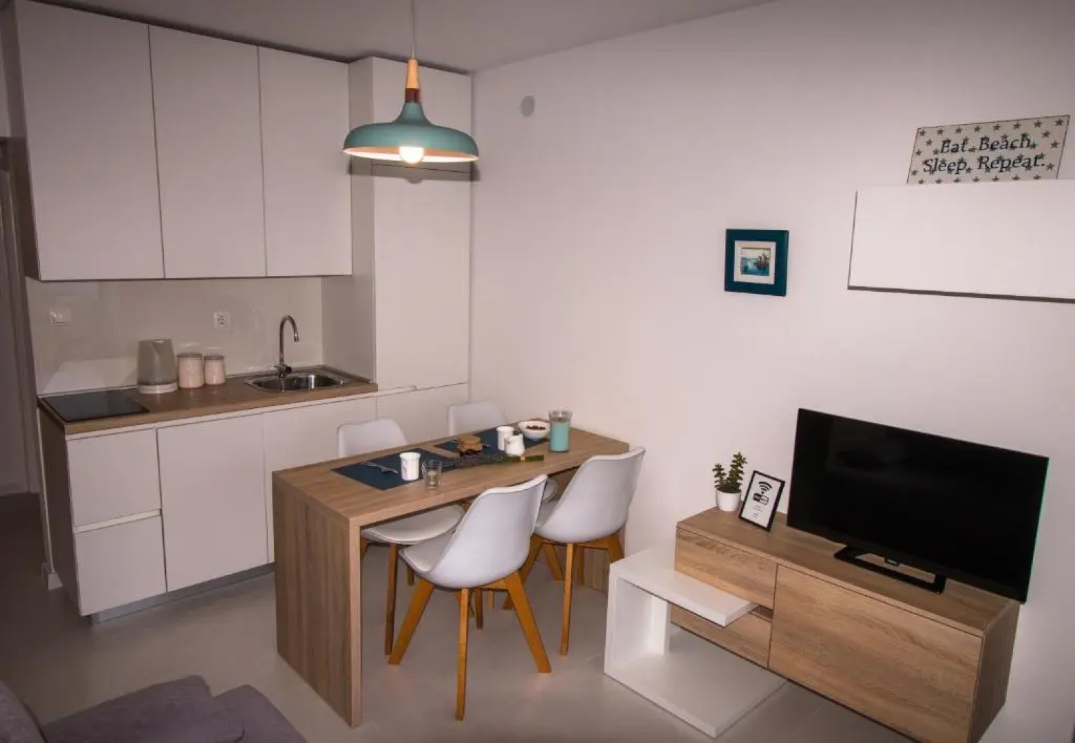 Ceratonia Apartments