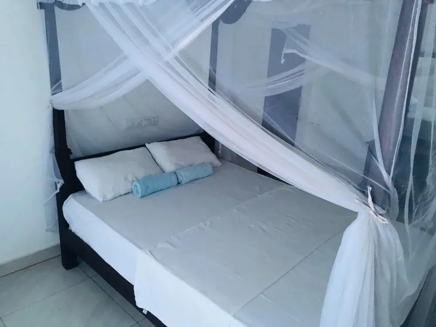 OYO 352 Sea Breeze Hotel