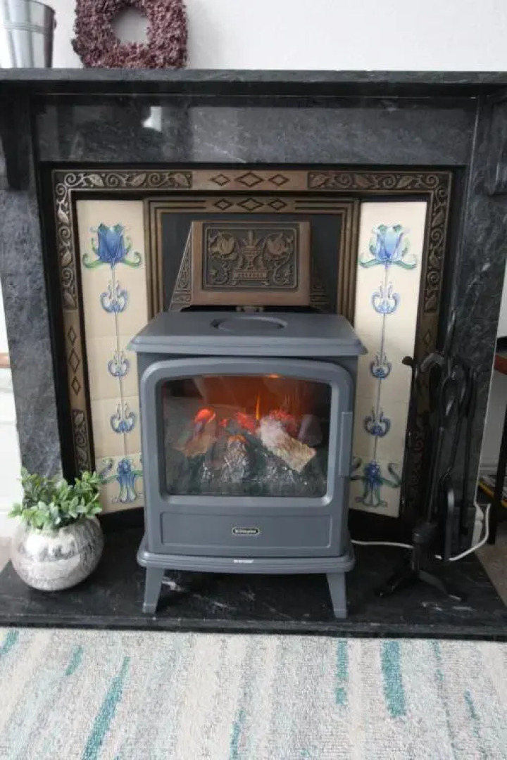 Lymm Village Apartment