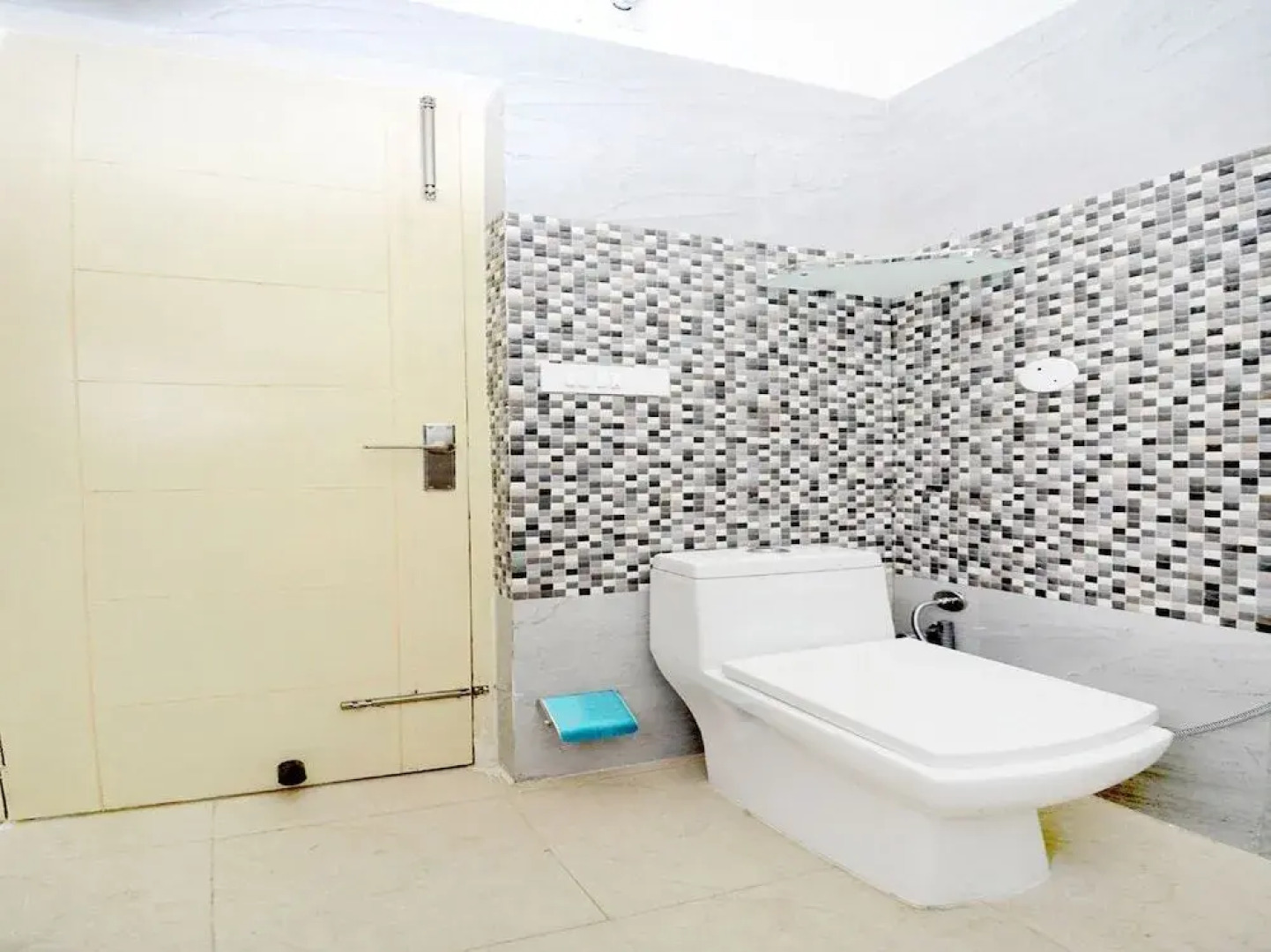 Riverview Health Resort By OYO Rooms