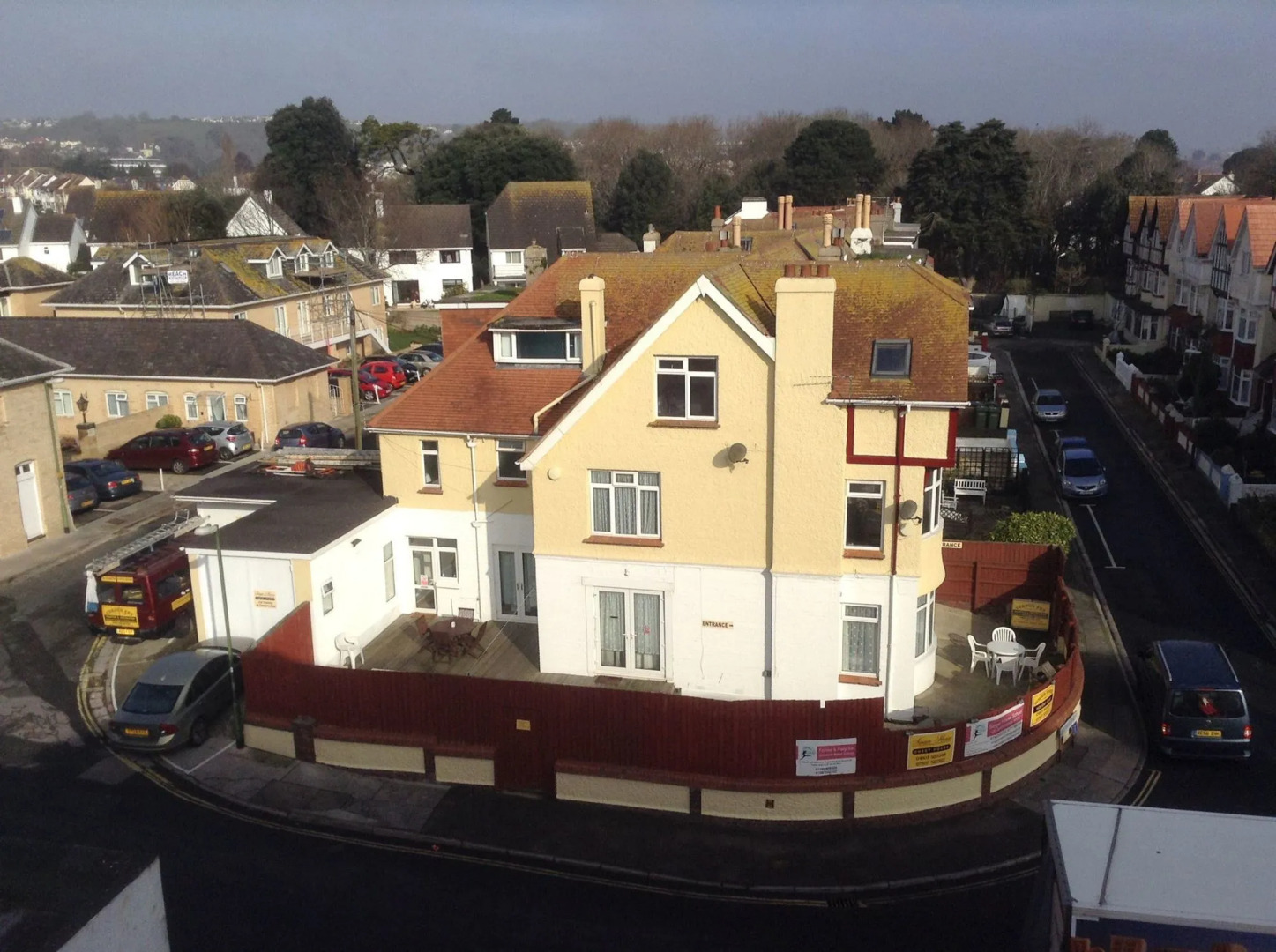 Singer House Guest House