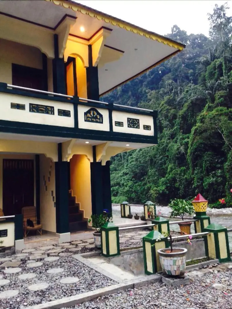 Indra Valley Inn Bukit Lawang