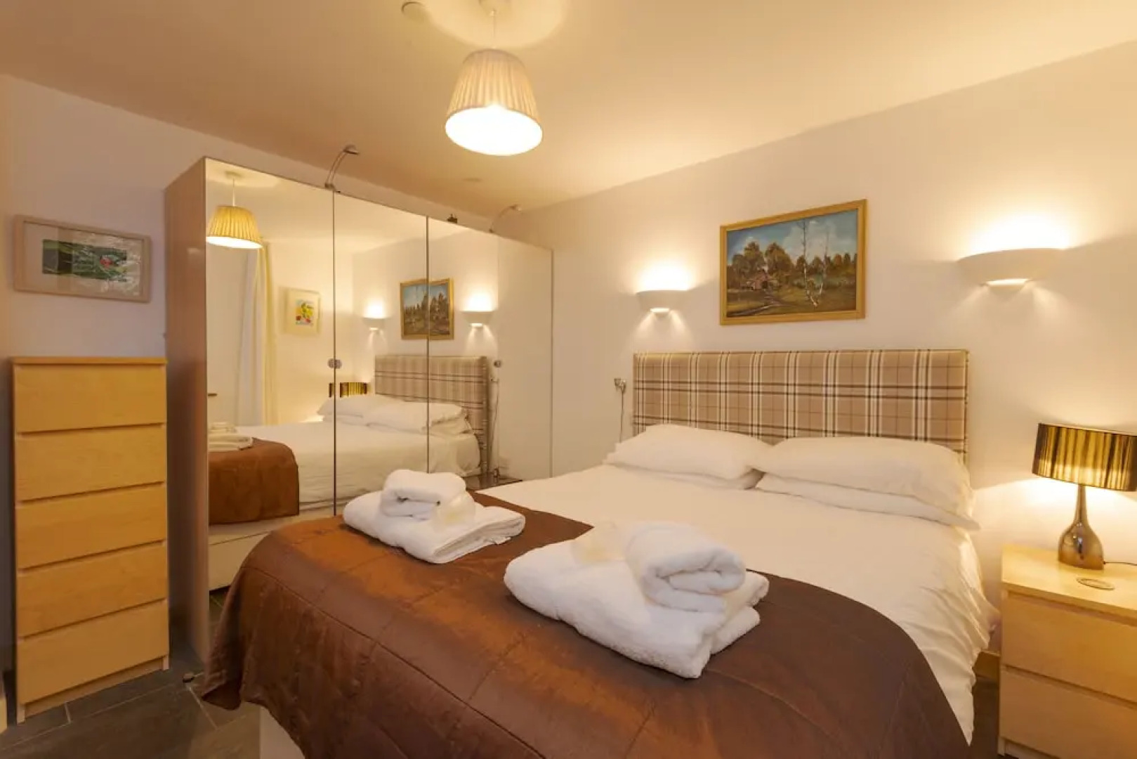 White Lodge Apartments