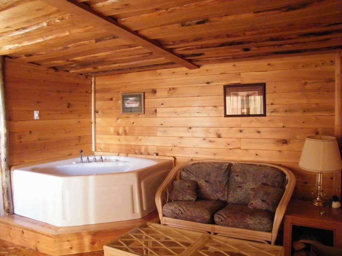 Mowat Landing Cottages