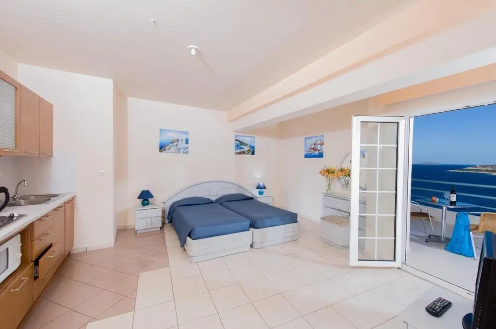 Creta Hotel