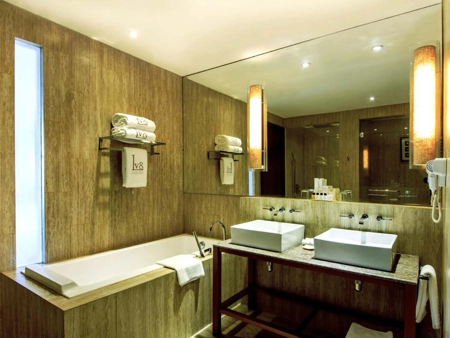 Lv8 Resort Hotel