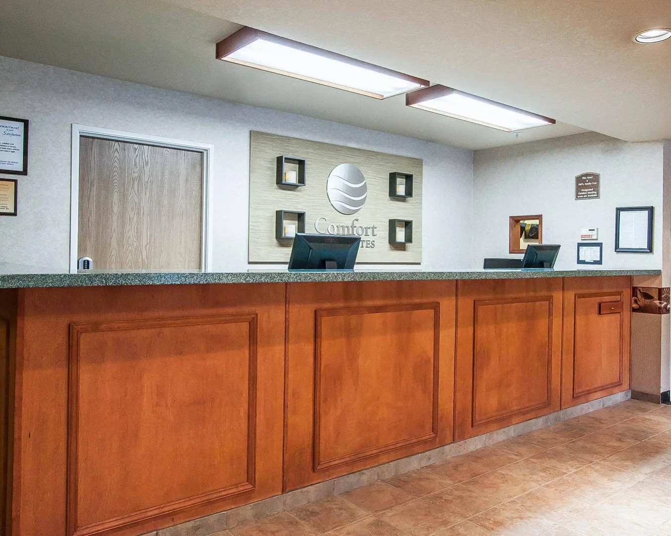 Comfort Inn & Suites Tualatin - Lake Oswego South