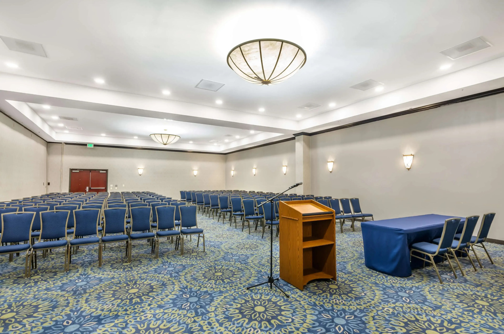 Best Western Plus Waynesboro Inn & Suites Conference Center
