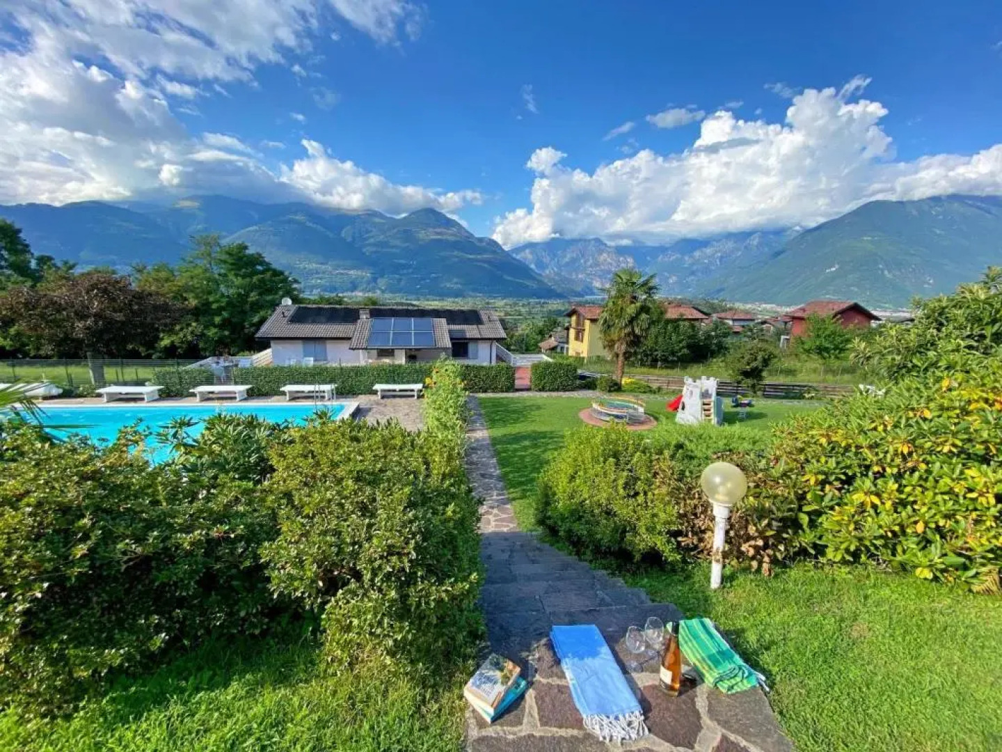 Sole 2 Terrassen Ferienwohnung mit Pool OG