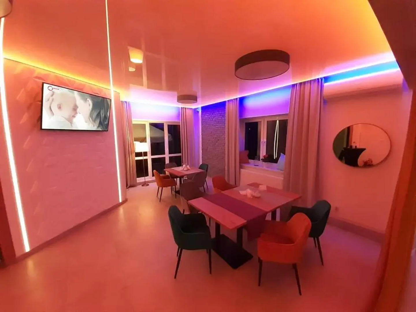 Route One - Restauracja & Pokoje Hotelowe