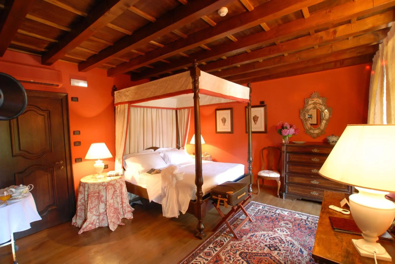Отель Residenza Torre di San Martino
