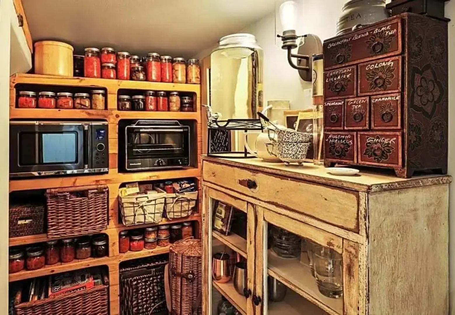 A Suite Retreat - Beyond Bed & Breakfast