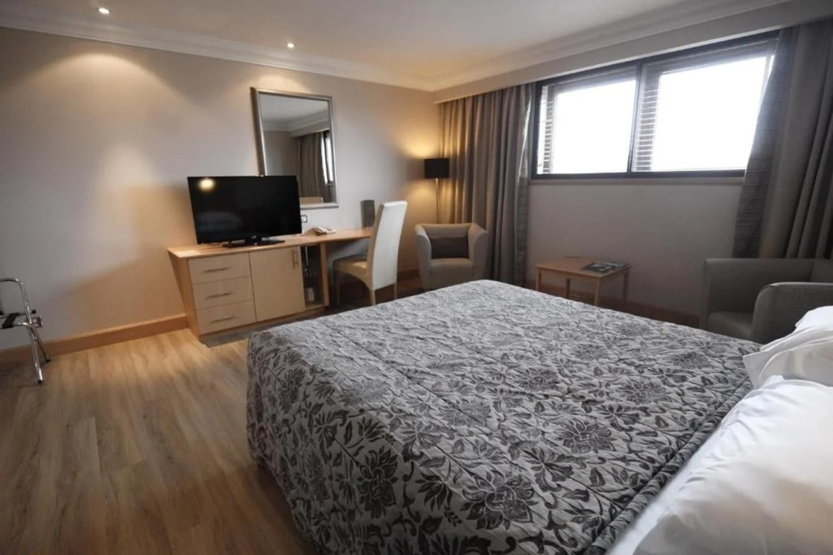 The Mansefield Hotel