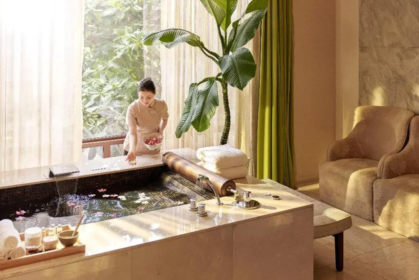 Holiday Inn Resort Ho Tram Beach