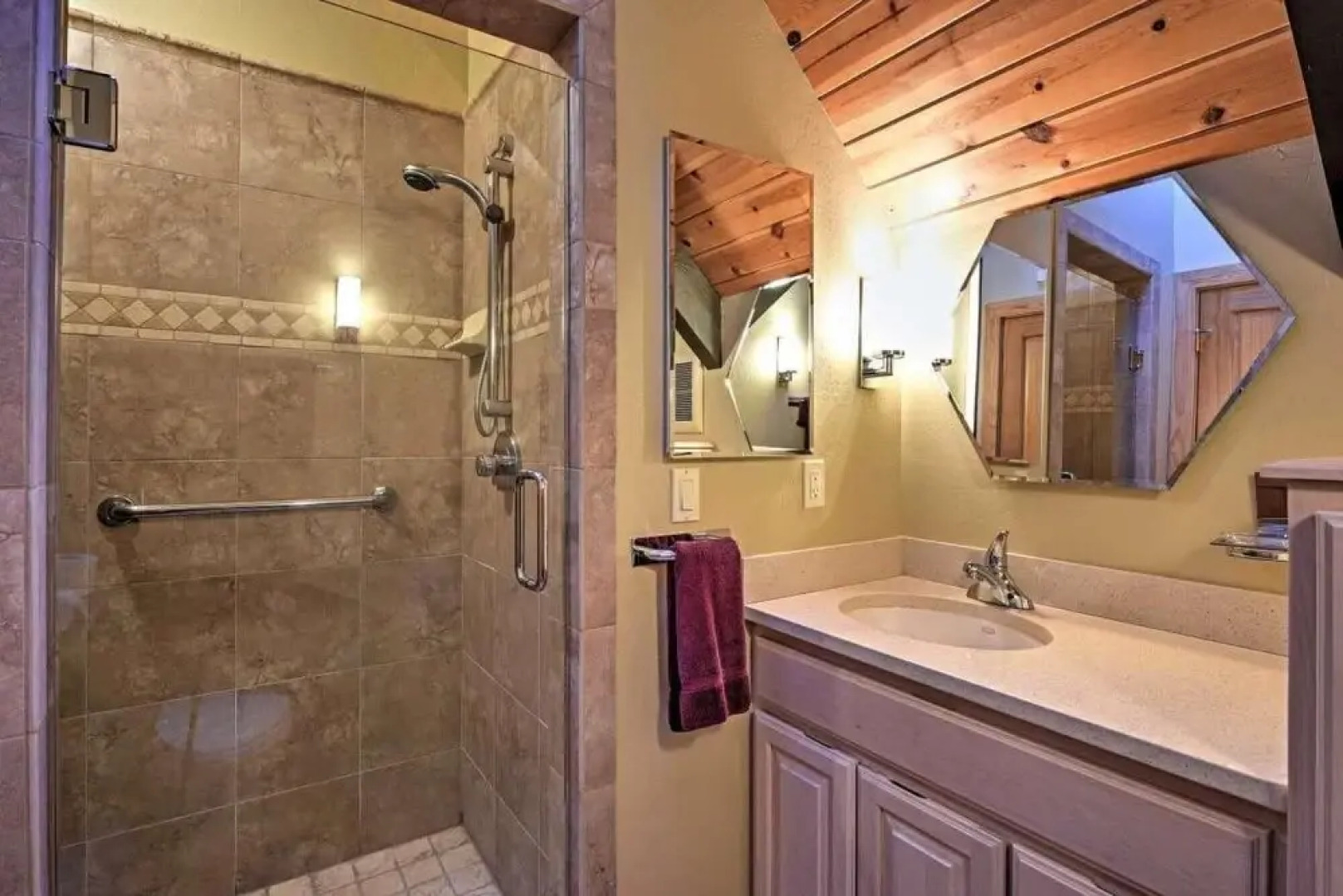 Antelope Way Criterion 64 - Ember