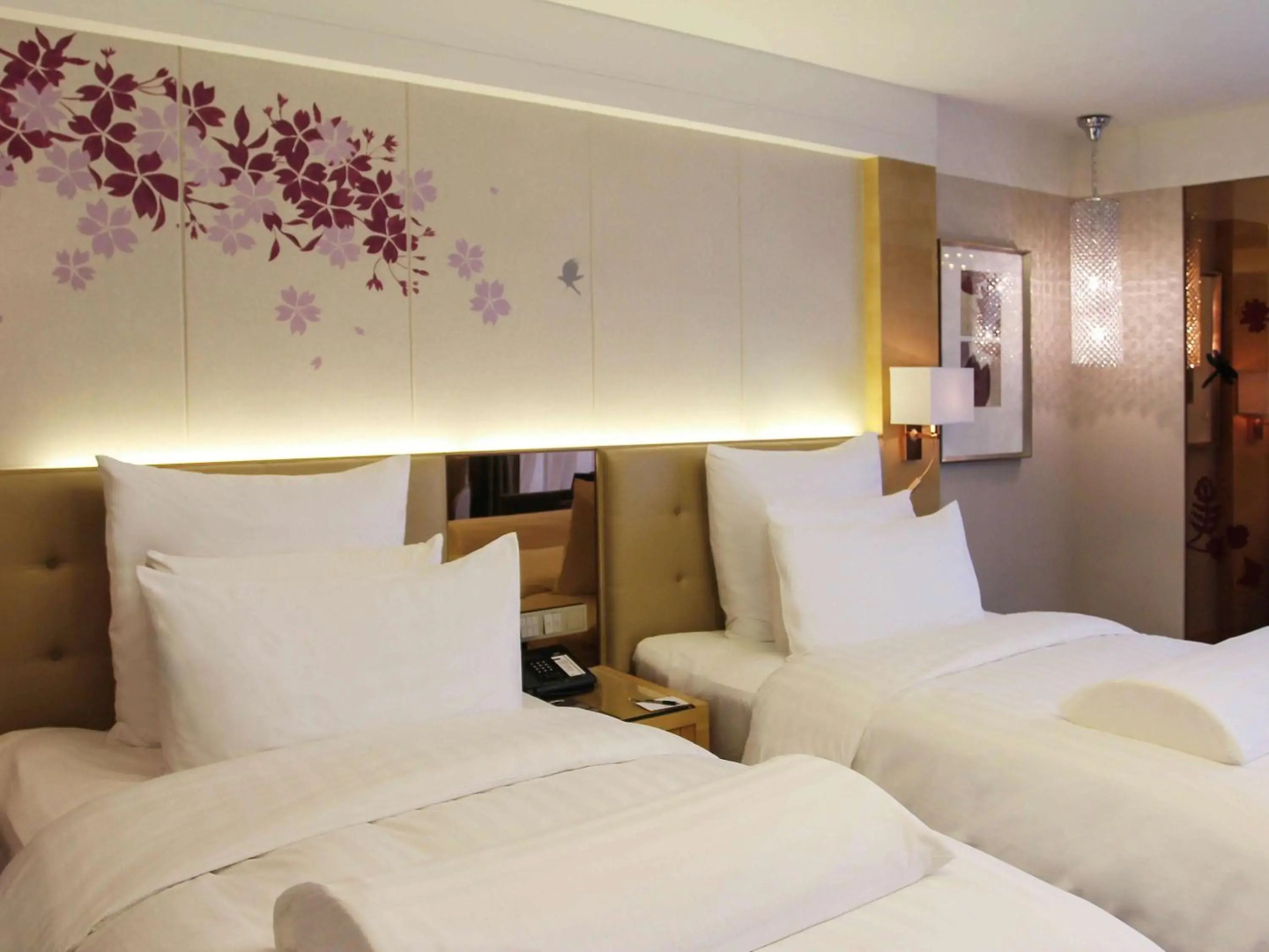 Pullman Linyi Lushang