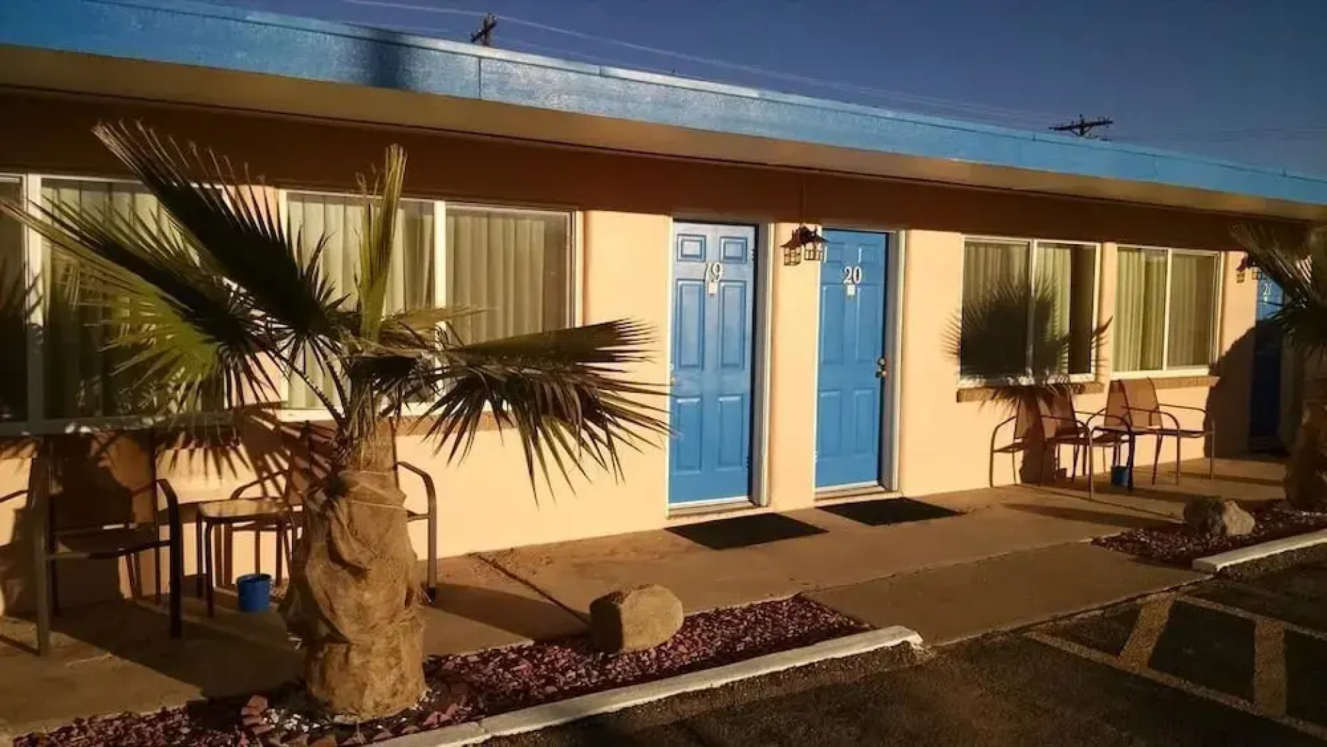 White Sands Motel