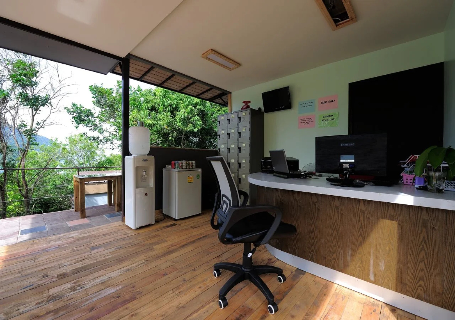 Phi Phi Sea Sky Resort