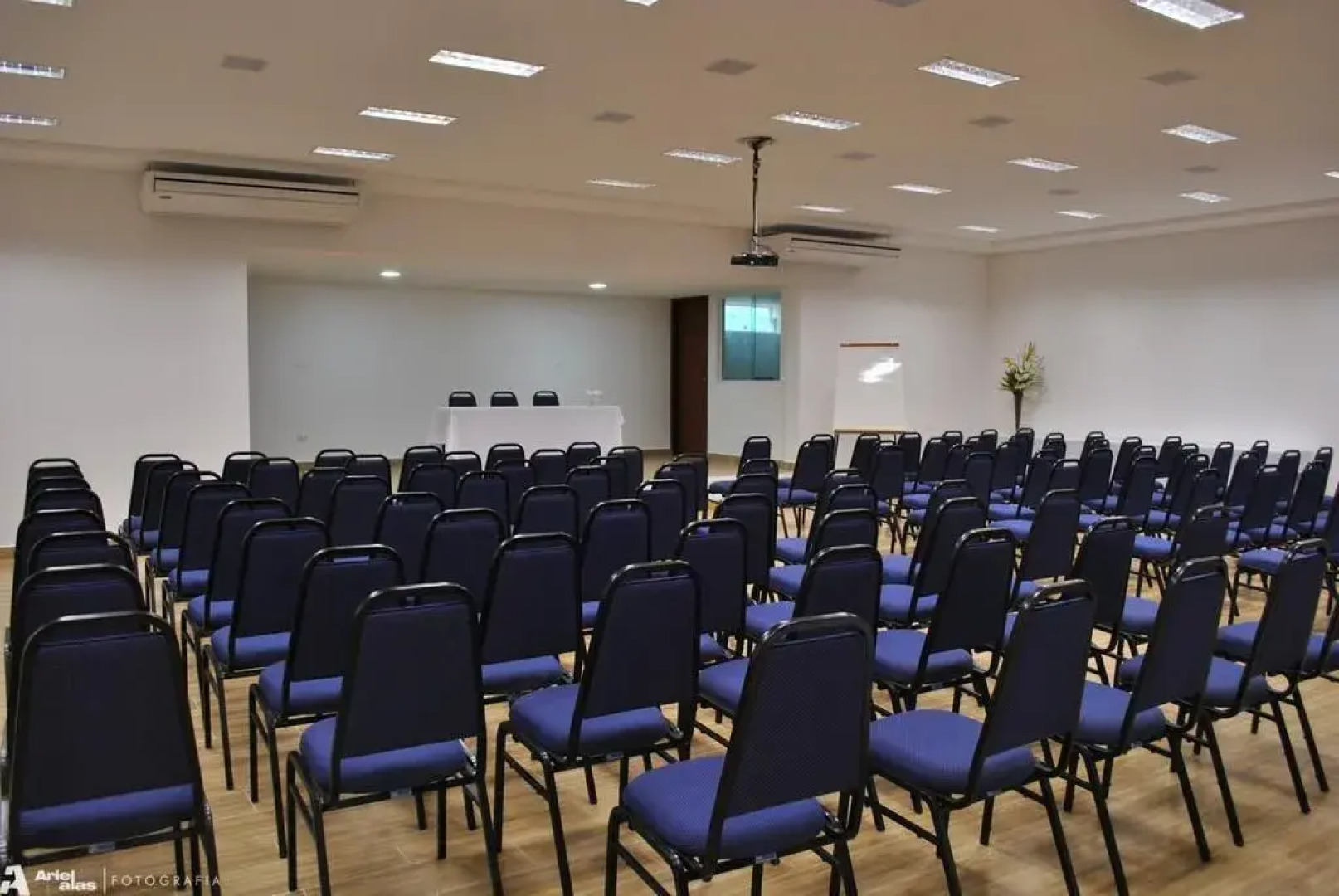 Porto da Serra Hotel