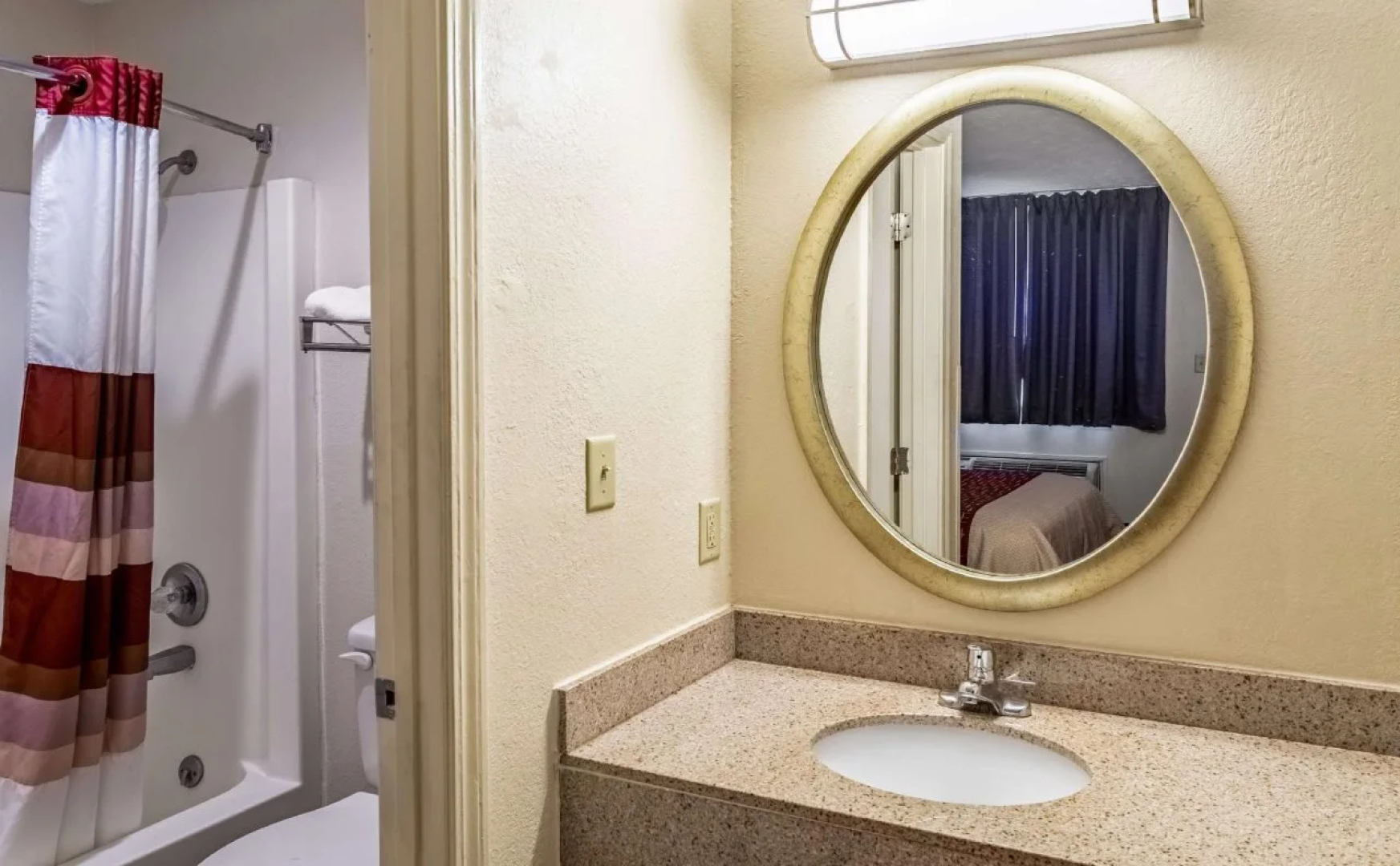 Red Roof Inn Columbus - Taylorsville